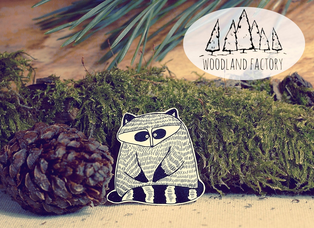 Raccoon Pin / Magnet / Needle Minder