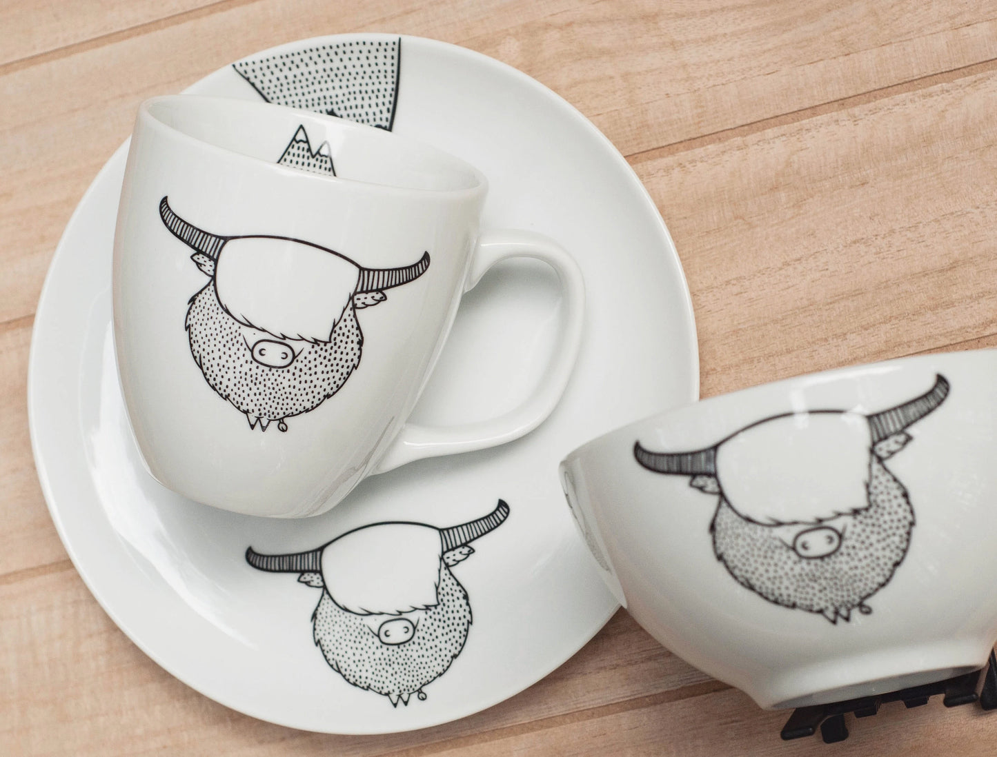 Highland Cow Set - Mug + Bowl + Plate